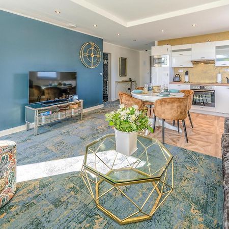 Stunning Apartment In Mettmann With Wifi Luaran gambar
